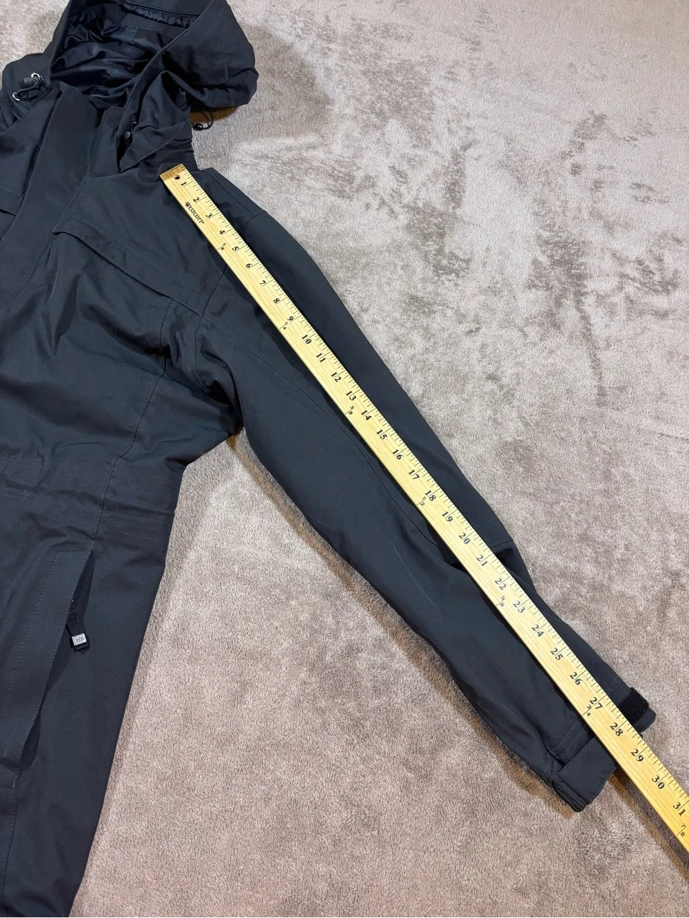 REI Elements Black Full Zip Hooded Rain Jacket Womens Medium Removable Hood